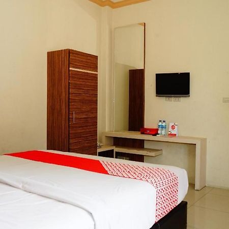 Hotel Golden Vella Pangkal Pinang Kültér fotó
