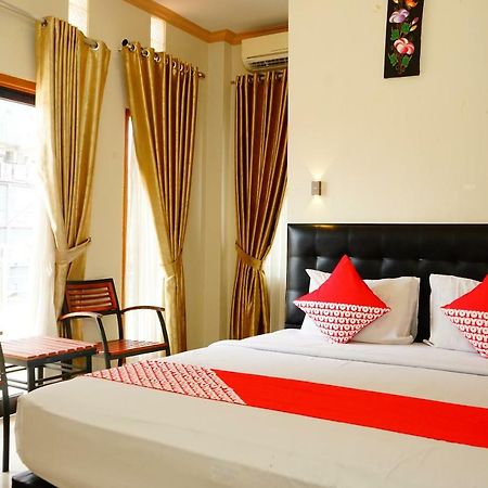 Hotel Golden Vella Pangkal Pinang Kültér fotó